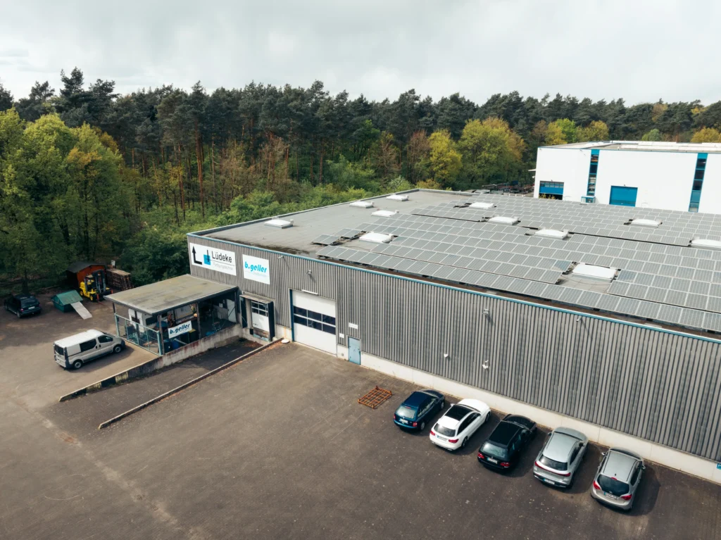 Lüdeke GmbH - Fertigungstechnik - Halle 7